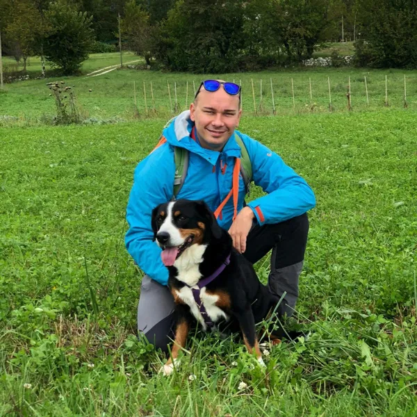 Contatta Tiziano Lombai educatore cinofilo a Cividale del Friuli e Valli del Natisone per addestramento cani